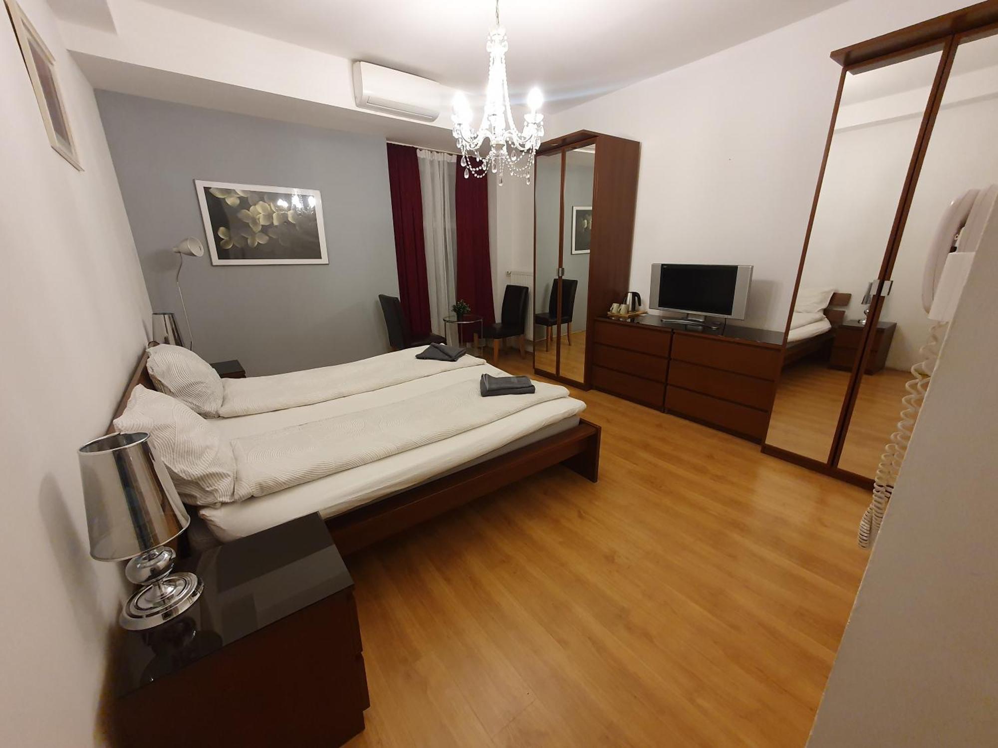 Elegancia Residence Budapeste Exterior foto